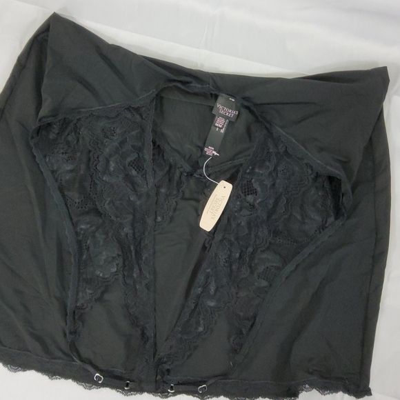 V.S.🖤 Sexy Black Babydoll lace slip/nightgown - Picture 7 of 10